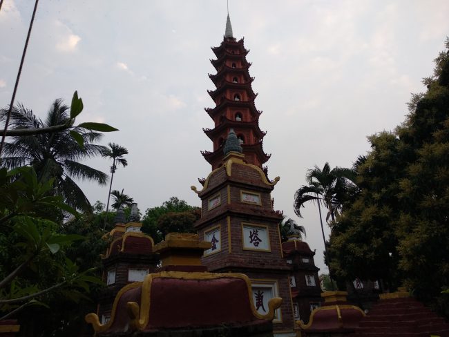 Pagoda del West Lake de Hanoi
