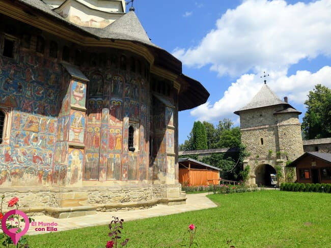 Iglesias medievales de Bucovina