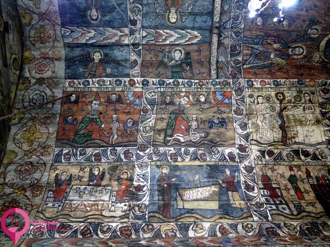 Iconografía interior de las Iglesias de Madera