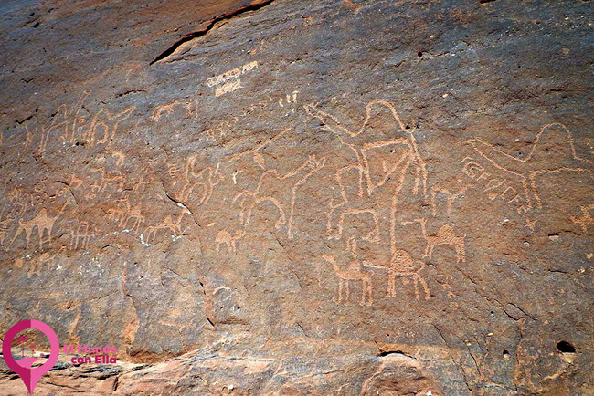 Petroglifos de Anfeshiyeh en Wadi Rum