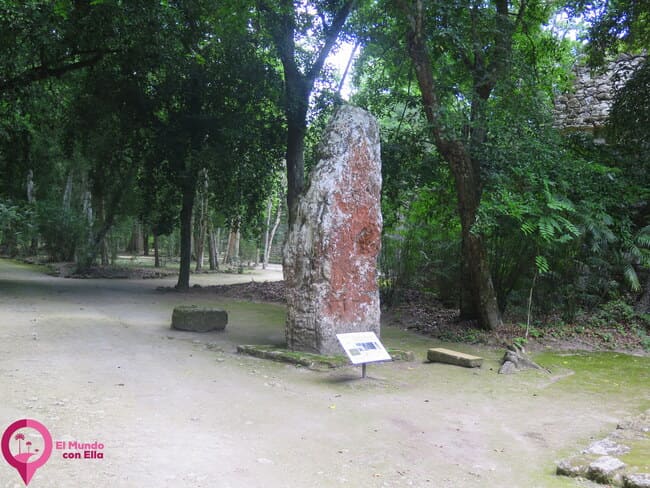 Estelas de las ruinas de Calakmul Qué ver en las Ruinas de Calakmul