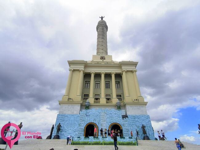Lugares de interés Santiago de los Caballeros Monumento a los Héroes de la Restauración Santiago de los Caballeros