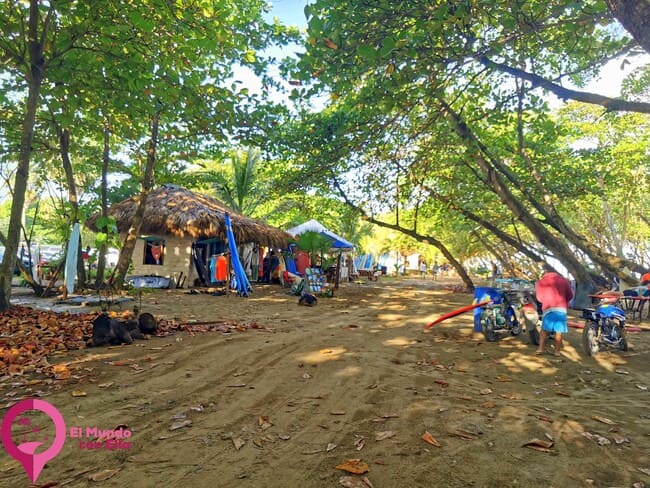 Dónde surfear en República Dominicana Playa Encuentro Surf Rental