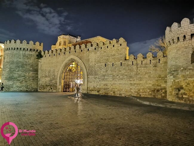 Old City Bakú Puertas de la Ciudad amurallada de Bakú