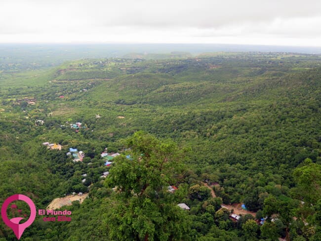 Lugares de peregrinación en Myanmar Qué esperar de la visita al Monte Popa
