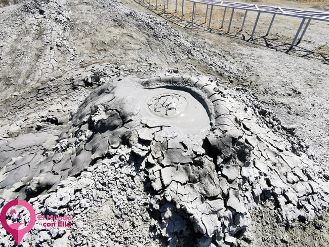 mud dome ¿En qué consisten los volcanes de lodo?