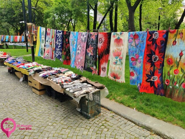 Artículos tejidos a mano en Tiflis Artículos tejidos a mano para el frío típicos de Georgia