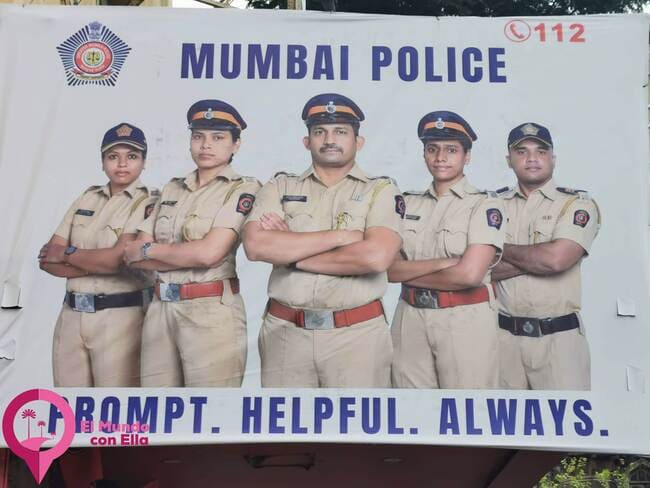 Carteles en Bombay Qué ver en Barrio de Colaba