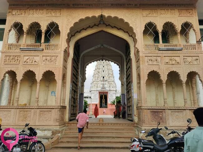 Qué ver y hacer en Pushkar y cómo organizar tu visita Los principales templos de Pushkar