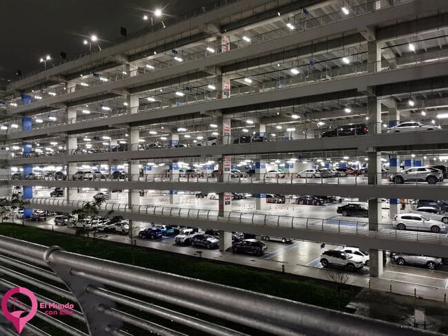 Transporte del aeropuerto al centro de Estambul Cómo llegar desde el Aeropuerto Internacional Atatürk al centro de Estambul