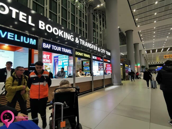 Traslado privado del Aeropuerto al Centro de Estambul Mostradores de transfers del aeropuerto al centro de Estambul