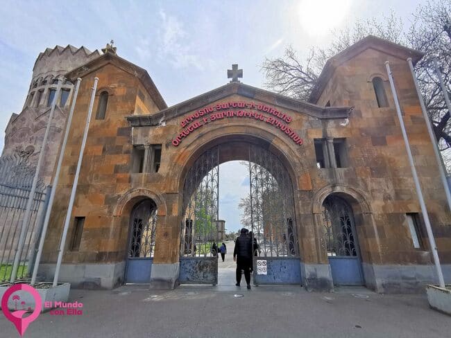 Qué ver en Echmiadzin Santa Sede de Echmiadzin