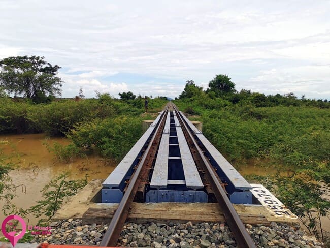 Tren de Bambú o Norry, la principal atracción de Battambang en Camboya Cuánto vale subir al tren de bambú de Battambang