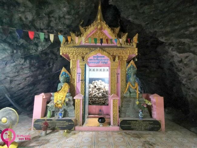 Matanzas de los Jemeres Rojos en Camboya Genocidio en Camboya