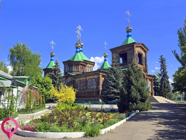 Catedral ortodoxa Karakol Holy Trinity Church Karakol