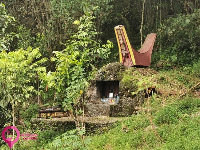 Enterramientos peculiares en Tana Toraja Qué ver en Bori (Tana Toraja)