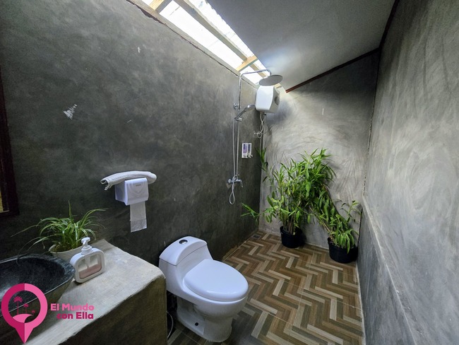 Renny´s Tangkoko Safety Stop Alojamientos Tangkoko