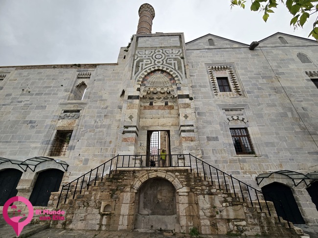 Arquitectura selyúcida en Turquía Mezquita İsa Bey en Selçuk